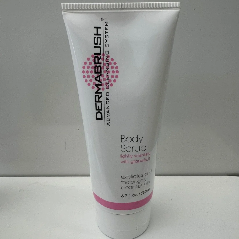 DERMABRUSH Advanced Cleansing Body Scrub Lightly Scented Grapefruit 6.7oz SET 3‎